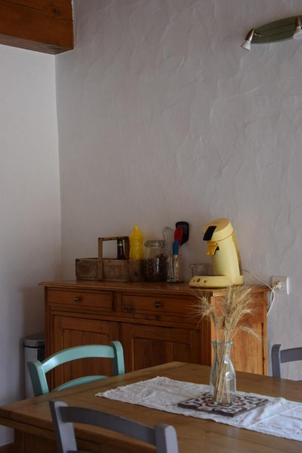 Une pause nature chez Marion et Cédric Montignac-Toupinerie Extérieur photo