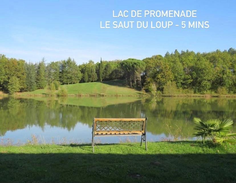 Une pause nature chez Marion et Cédric Montignac-Toupinerie Extérieur photo
